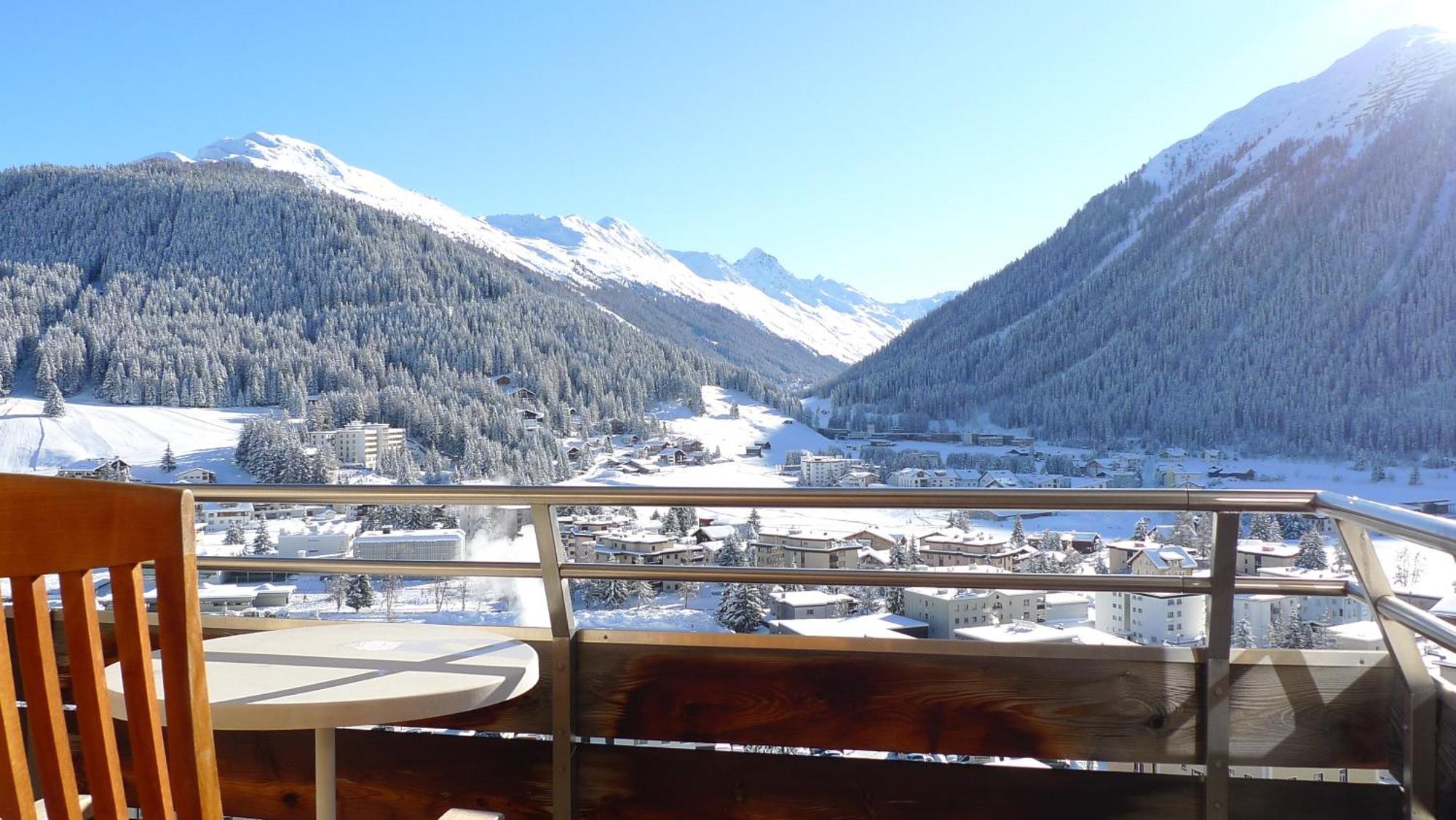 Spectacular View & Central Location In Davos Eksteriør billede